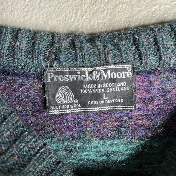 Preswick and Moore 100% Shetland Wool Sweater - Picture 2 of 3